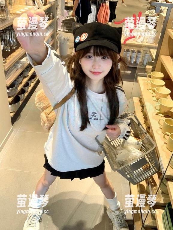 是不是只有我在19吃瓜app里徘徊了五个小时？