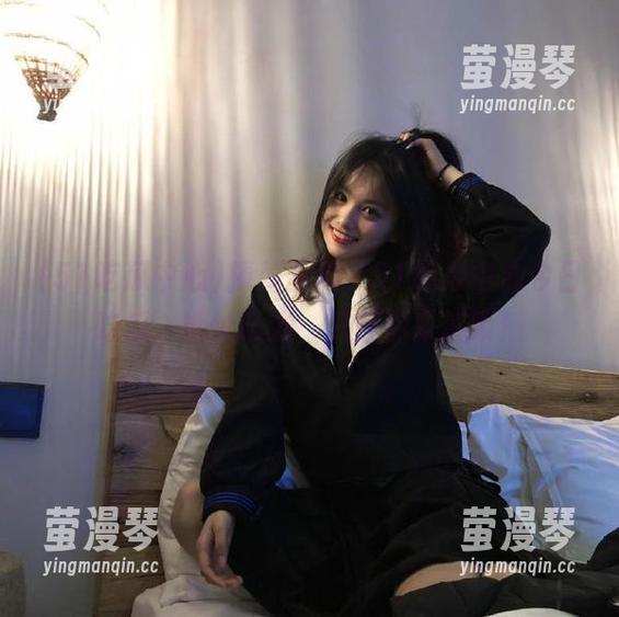 捧着西瓜，51吃瓜中心今日吃瓜，地址已发，只等你来解锁！
