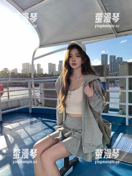 决定了，今天就要分享718.st最新地址，这可是我从人群中挤出来的珍贵信息哦，不要错过！