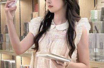 突然觉得718娱乐网页就像个黑洞，吸得我根本停不下来啊～