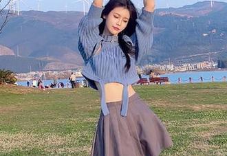 用91吃瓜网苹果版，直击那个让人心痒的花样站台！