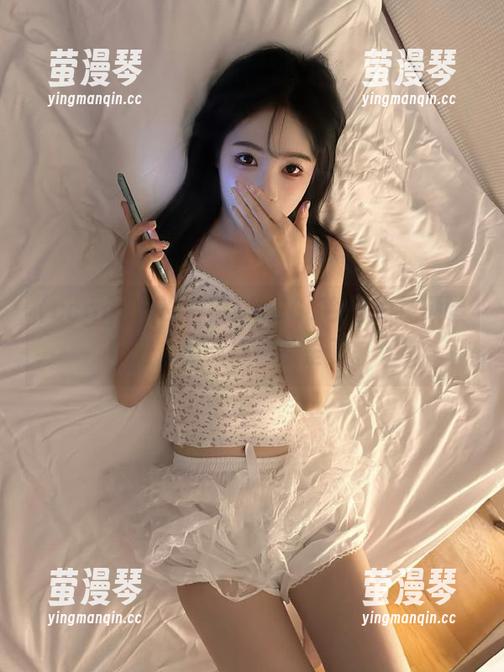 你没看错！CCGG今日的视频曝光，瓜吃得嘴都歪了。