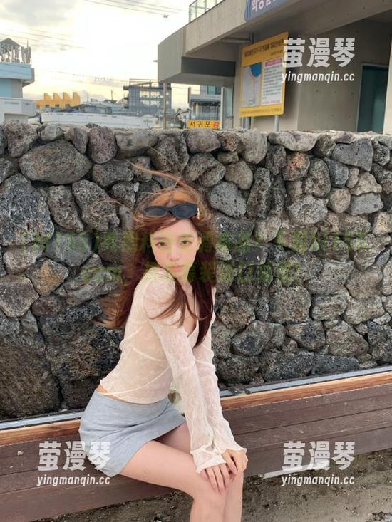 纯黑料还是调味品？下载hl155.ccm，把羡慕装进口袋里！