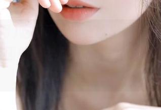 吃瓜网新鲜更新出炉，在线观看洗心革面的谭老师现场讲解他的瓜田怨女，太真实了！