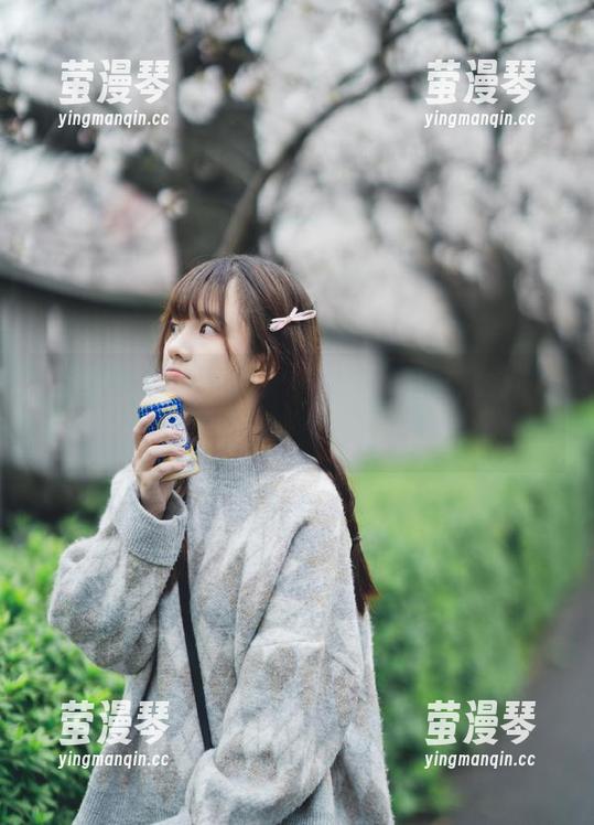 吃瓜网：一站式免费吃瓜线路，瓜香四溢，速来开启你的味觉之旅！