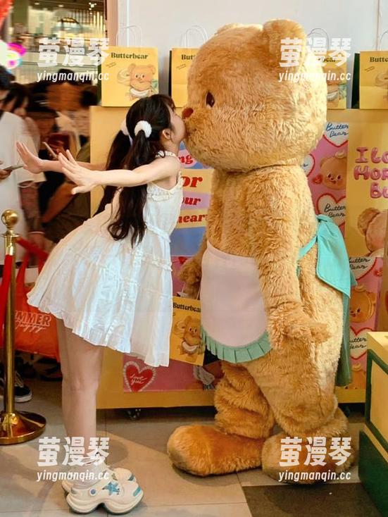 吃瓜网里的资源就像波浪一样，一波未平一波又起，各种网红爆料层出不穷。