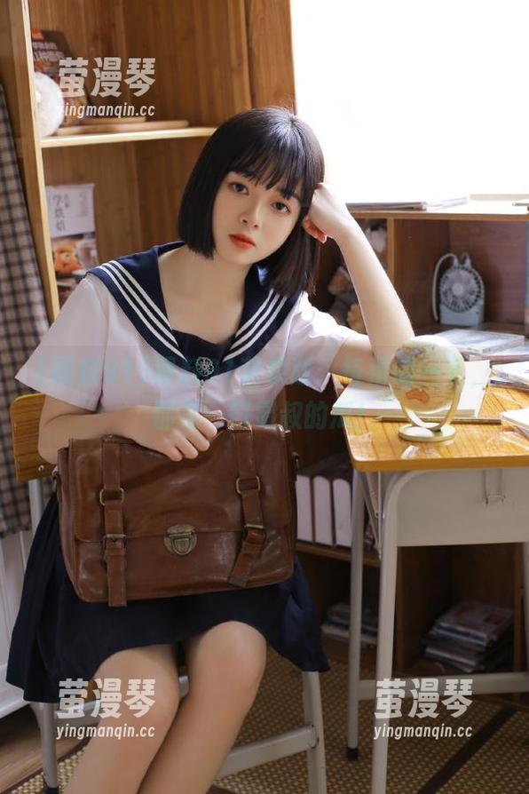 黑料91苹果版：每滑动一下，都是一口显叔的瓜！