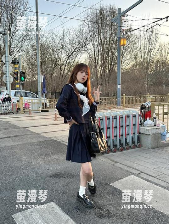 在黑料不打烊官网找到个新入口，感觉这次是越“黑”越快乐！