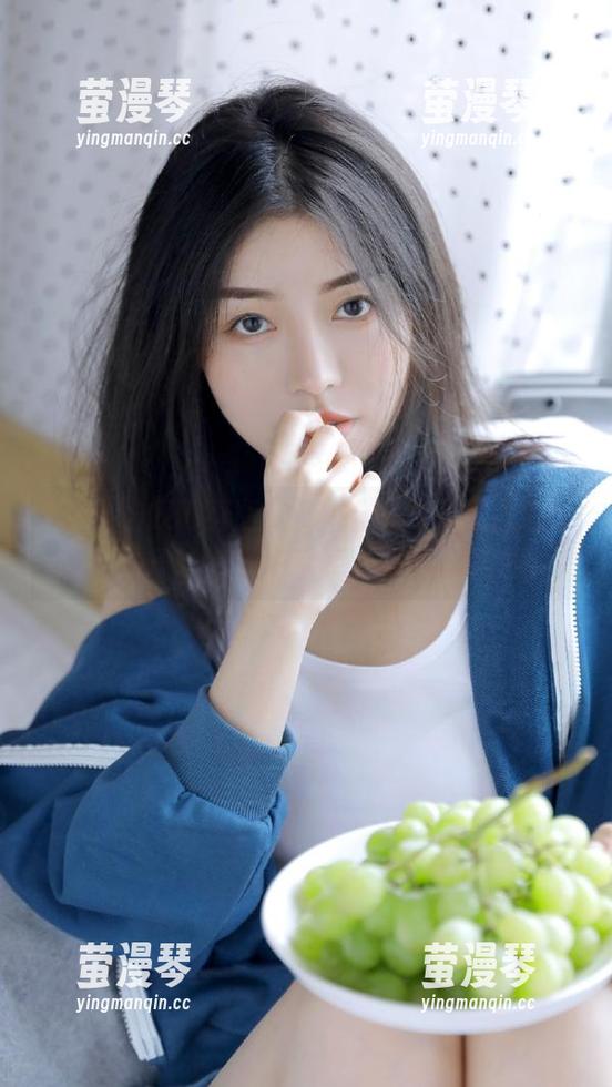 黑料吃瓜网页版直达蜜桃视频——甜蜜中带点小沙雕的旅程！