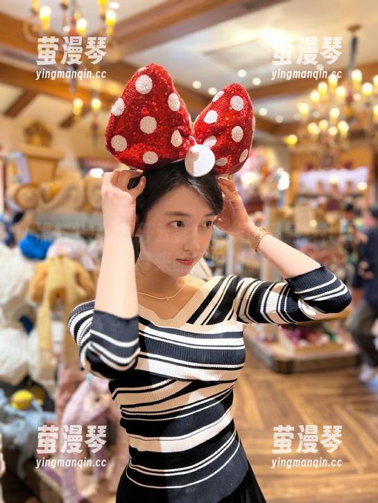 拨开云雾！在线感受黑料社区app带来的瓜田趣事！