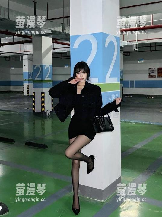 黑料社区入口，我心里默念：好奇心害死猫，它会不会也害死我？