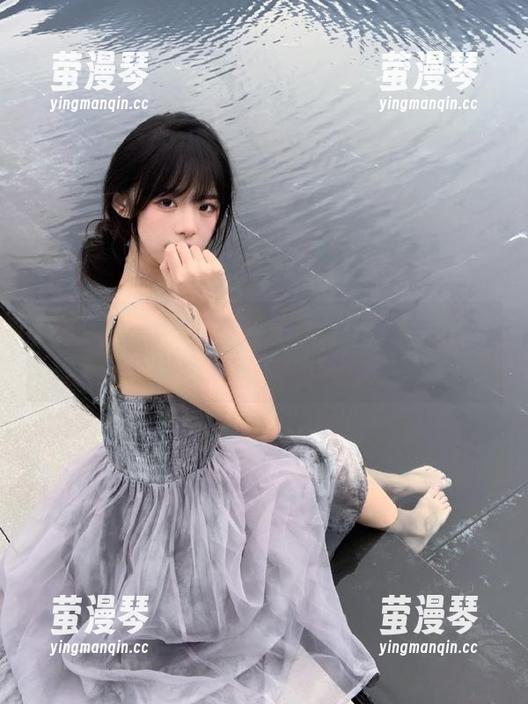 用黑料网苹果版，免费爆内幕，心情像飞起来的鹦鹉！