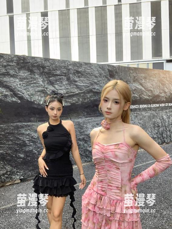 “黑料老司机”网站，自带剧场效果，有时候看瓜比看大片还过瘾！